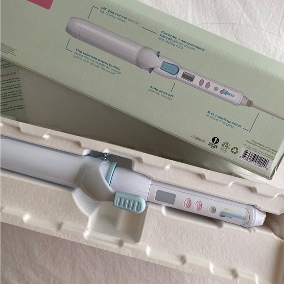 MANE  1.5” curling iron - Picture 3 of 5